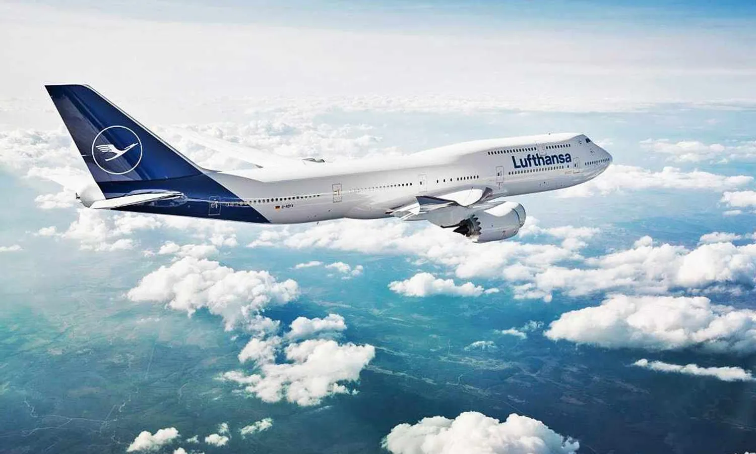 Lufthansa´s new livery appeared in Boeing 747-8