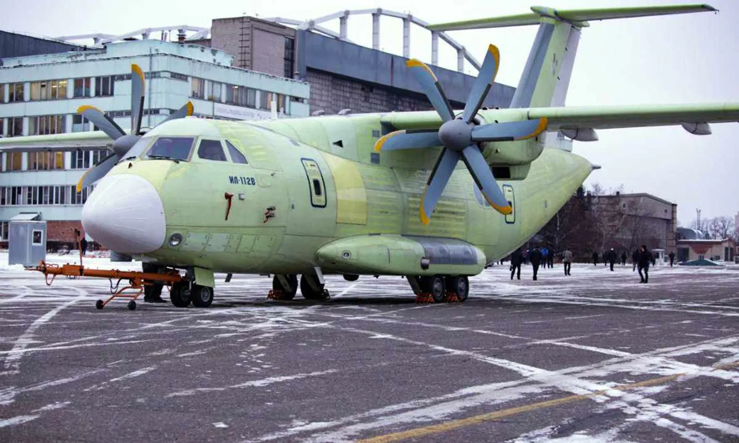 Ilyushin Il-112V: First flight is near (UAC)