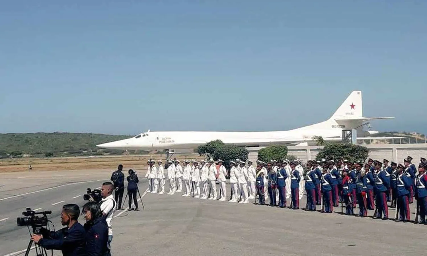 Tupolev Tu-160 nuclear bomber in Venezuela (FANB)