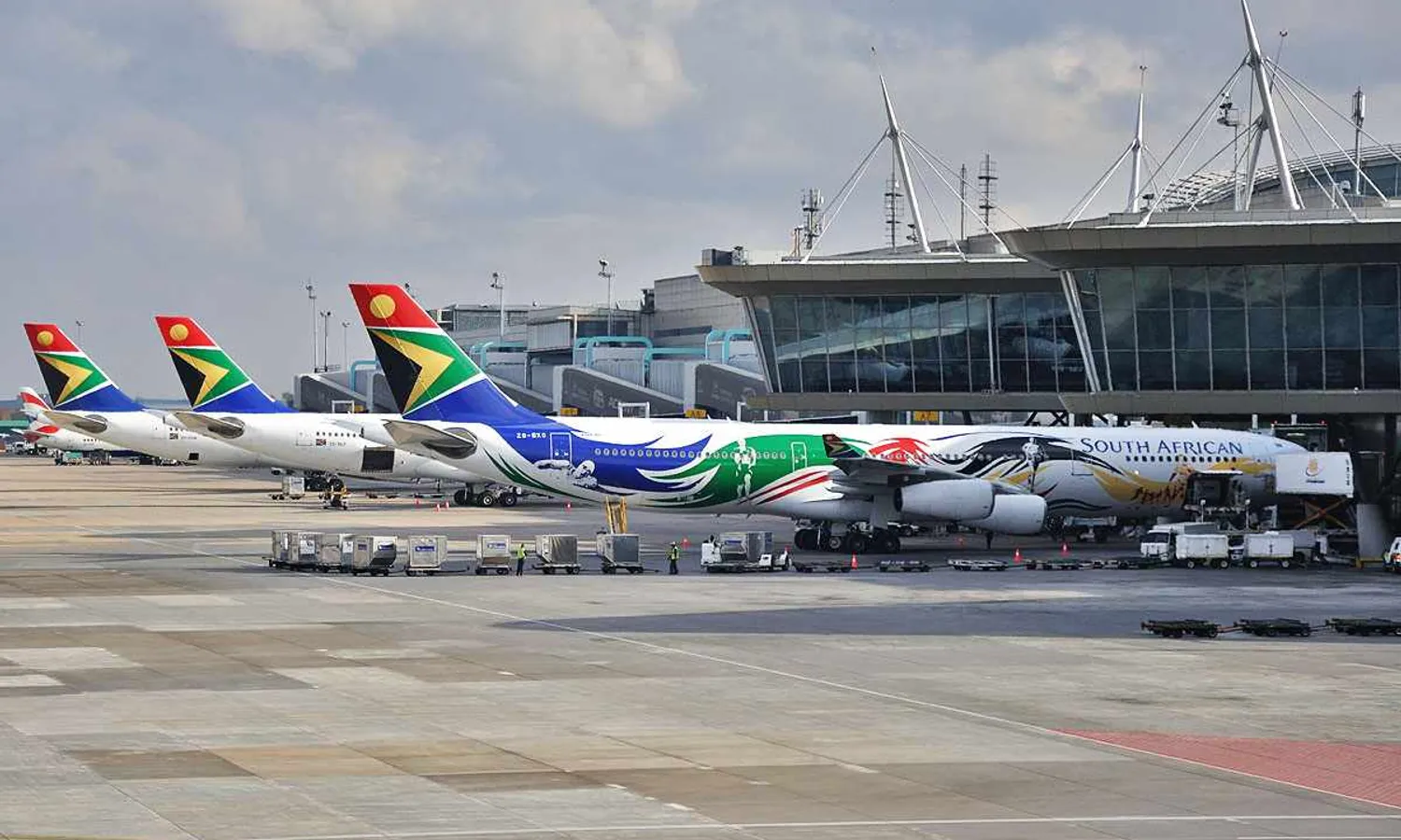 South African Airways has 17 A340s in its long-haul fleet (Hansueli Krapf)