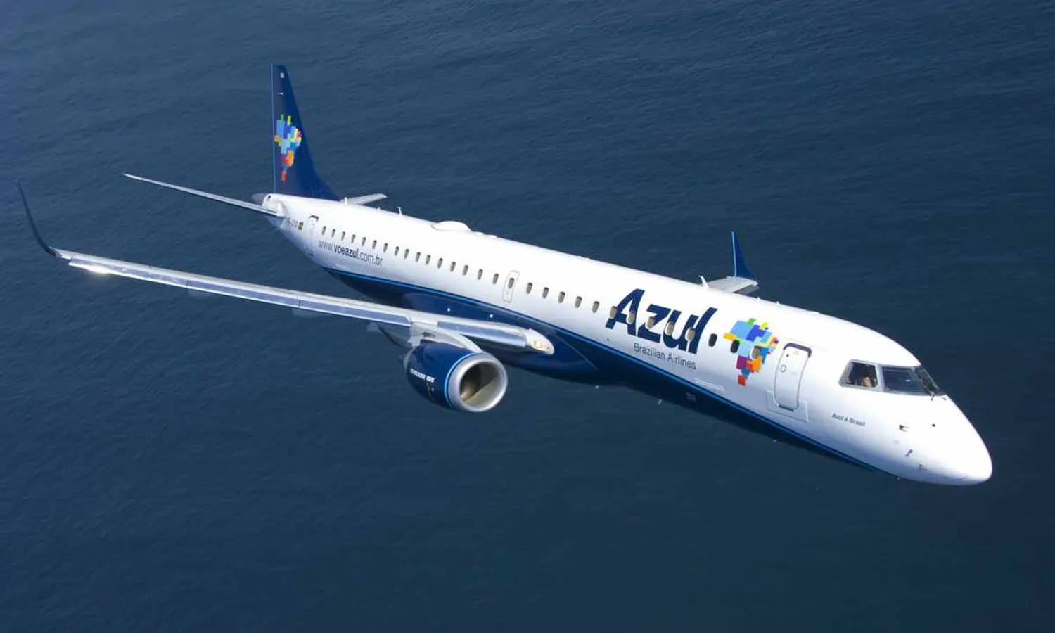 Azul E195-E1