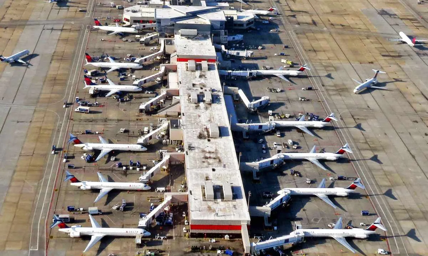 Atlanta remains world’s busiest airport in 2025 as Dubai narrows the gap, OAG data shows