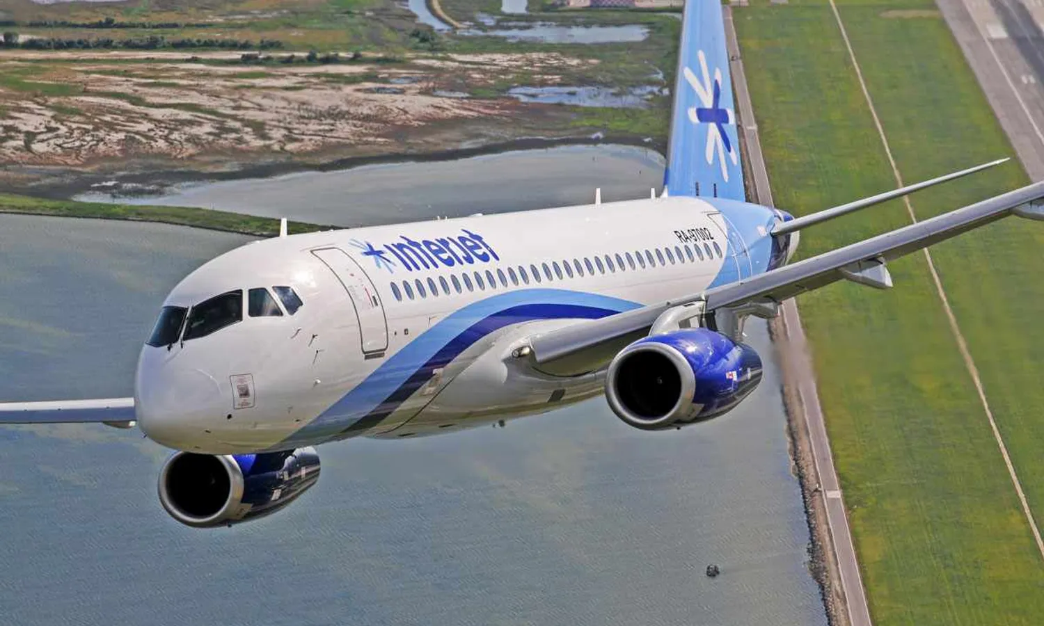 Interjet should replace Superjet 100 with A220-100  (SuperJet)