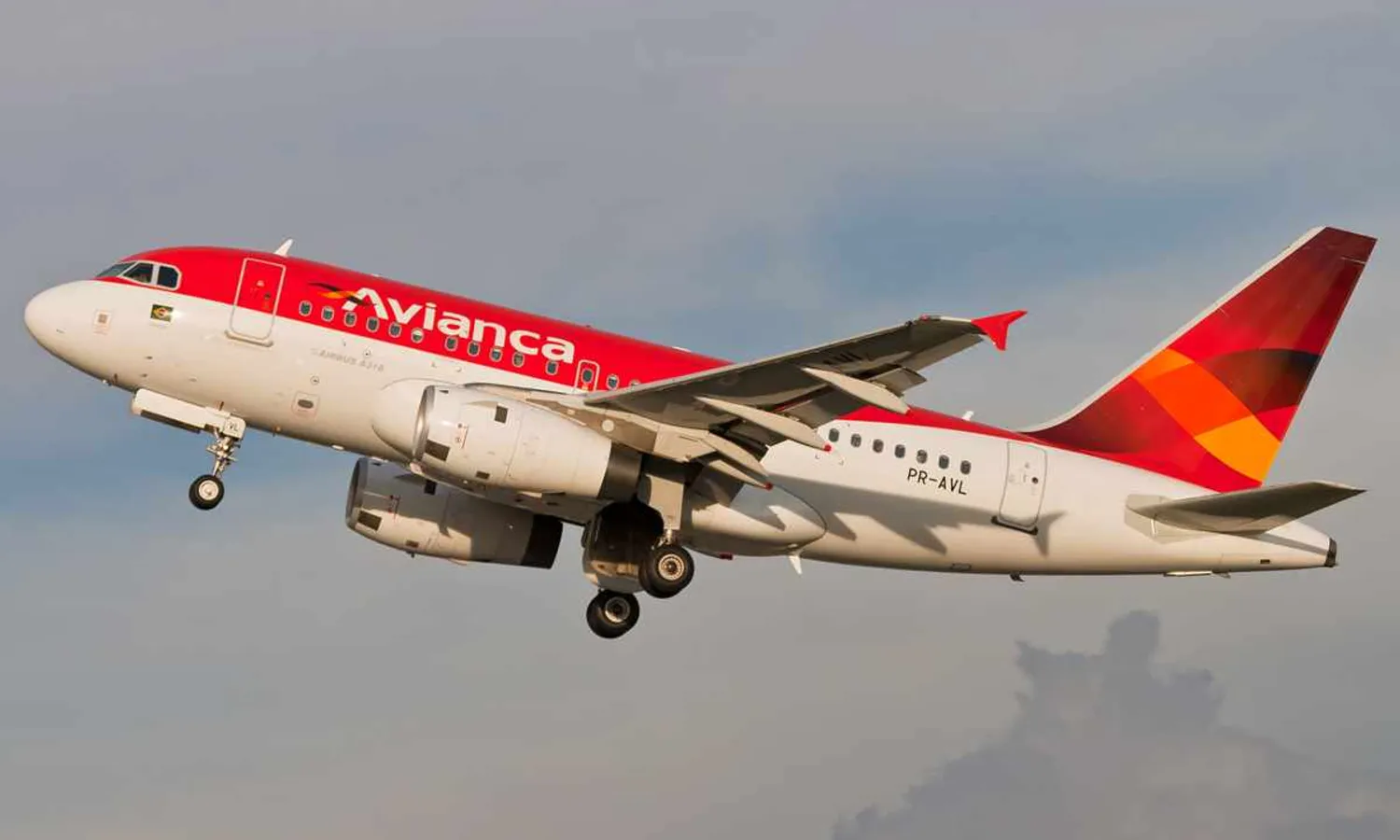 The A318 registration PR-AVL is ​​one of the aircraft that Airbus wants to take back from Avianca (Joao Carlos Medau)