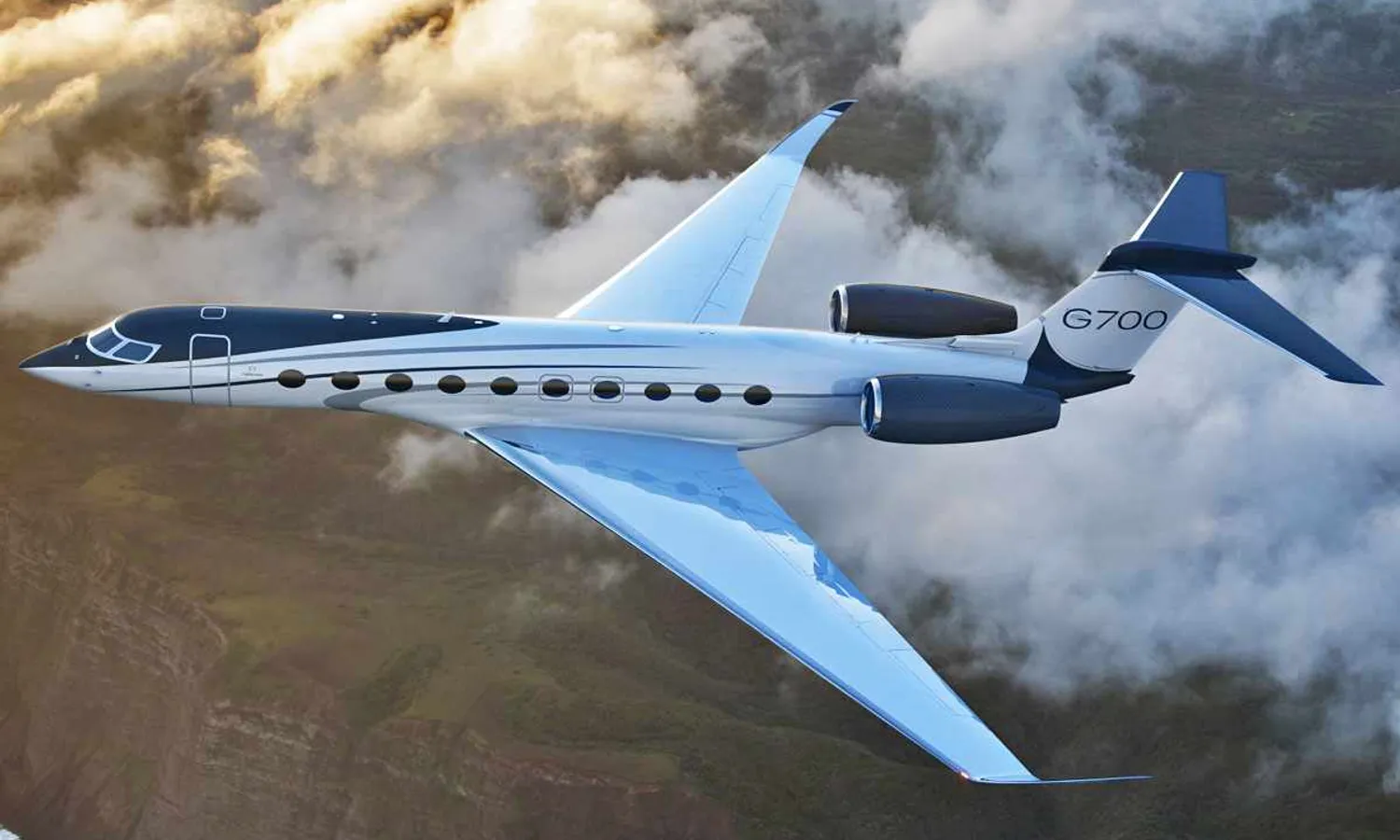 The new Gulfstream G700: huge passenger cabin