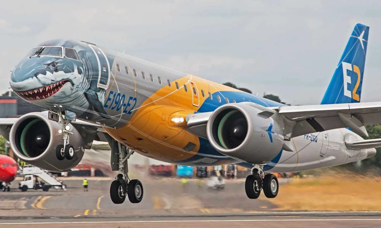 Embraer E190-E2 (Steve Lynes)