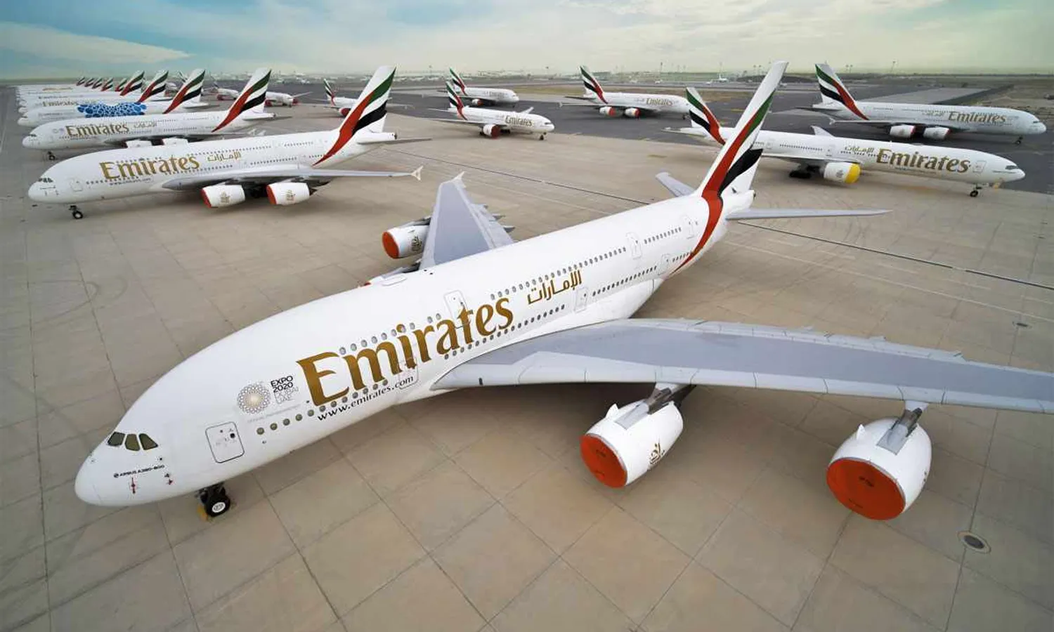 Emirates Airline Urges Airbus and Boeing to Develop Larger Next-Generation Aircraft