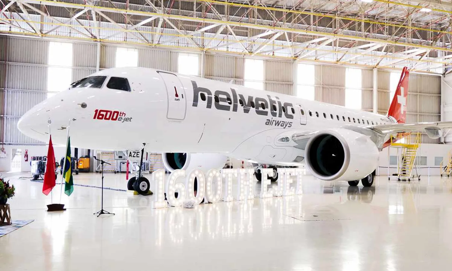 Helvetic Airways received the 1,600th E-Jet aircraft, an E190-E2 (Embraer)