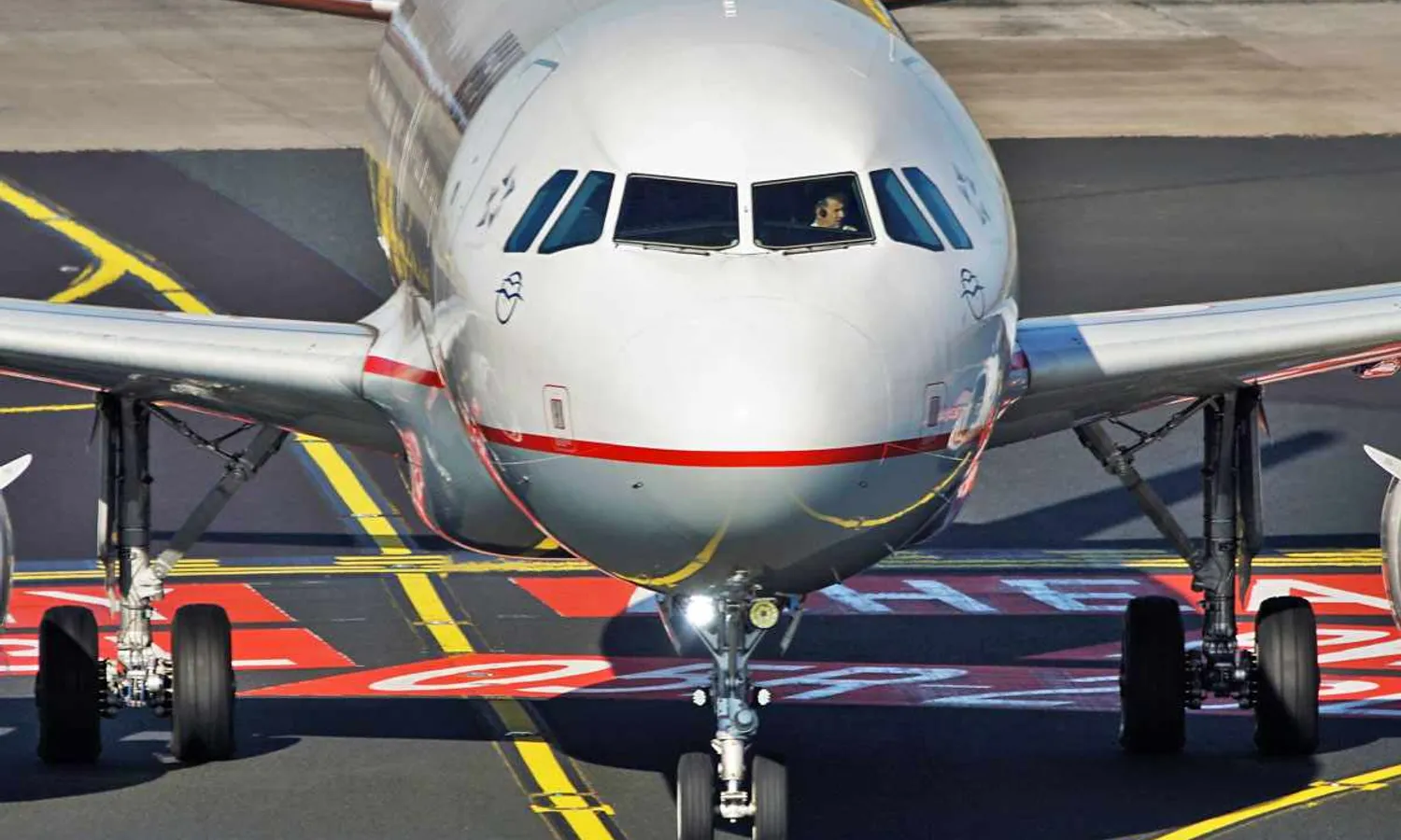 Right seat empty: A320 replacement aircraft will fly single-pilot (Denmen Aviation Photography)