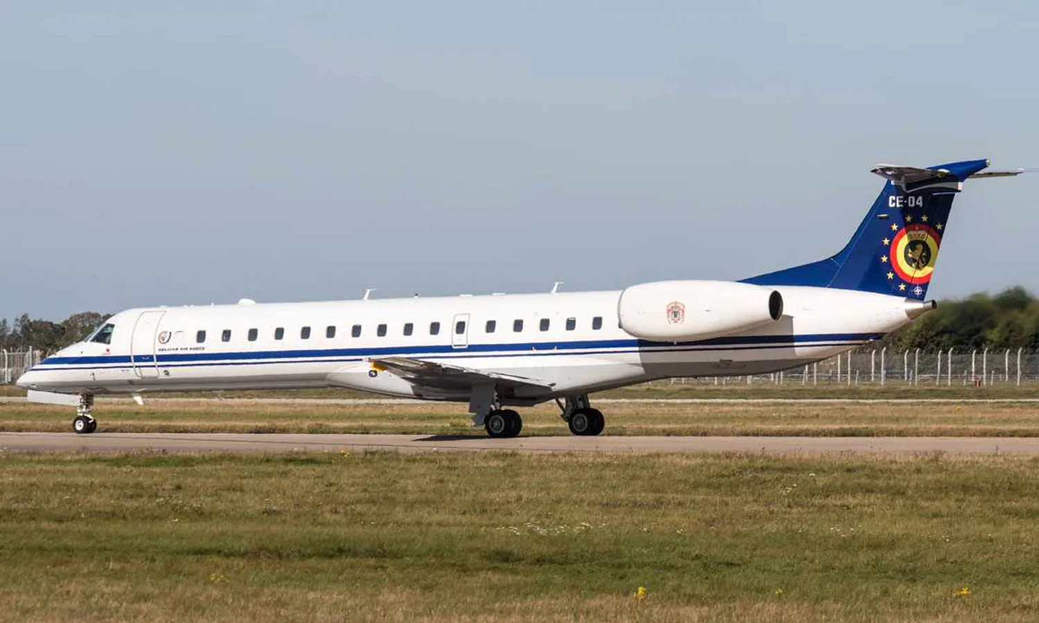 Belgian Air Foce ERJ 145 (Steve Lynes)/CC