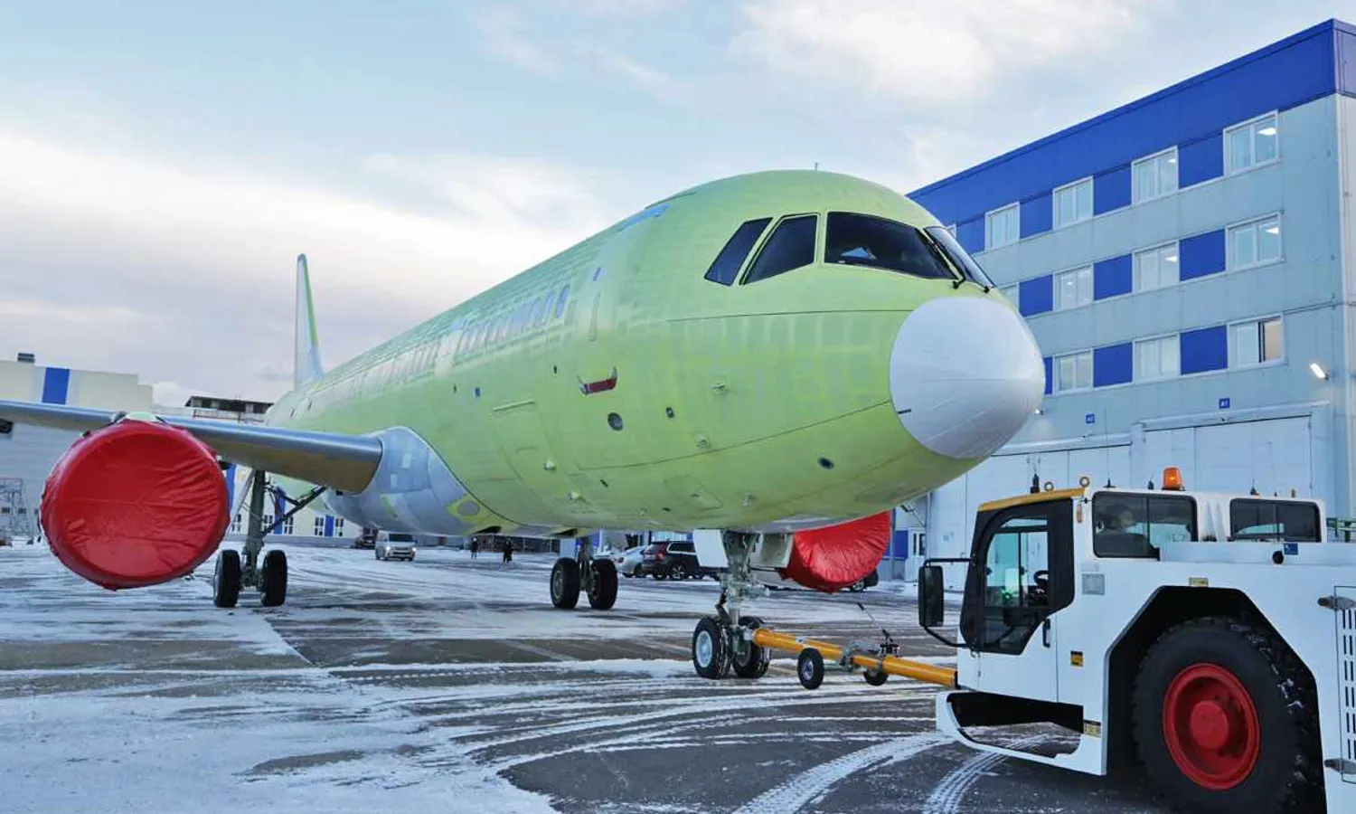 The MC-21 test aircraft with PD-14 engines (UAC)