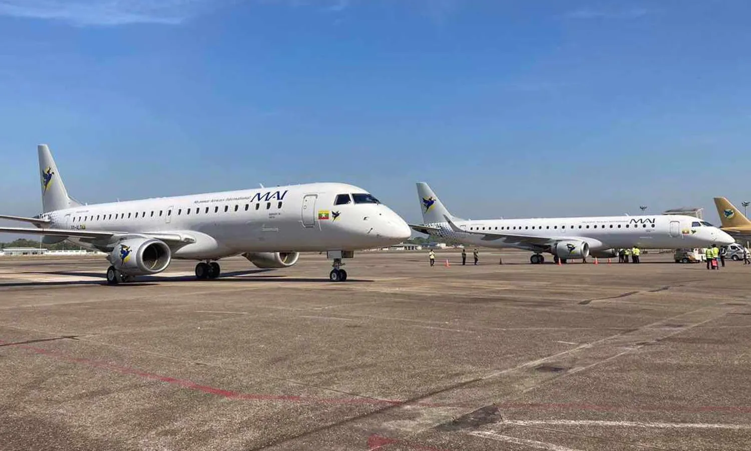 Myanmar Airways International E190 (MAI)