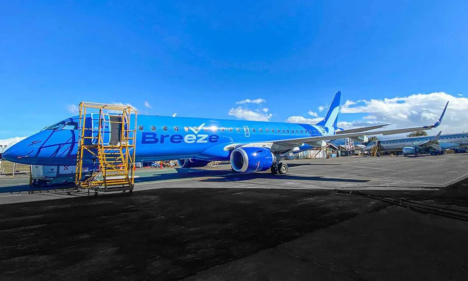 Breeze Airways' first E190 (Embraer)