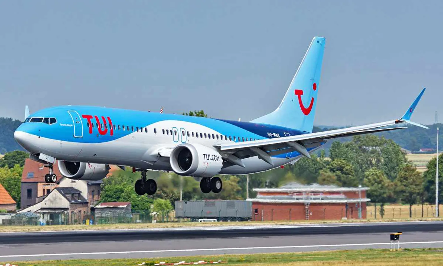 TUIfly 737 MAX 8 (Gerard van der Schaaf/CC)