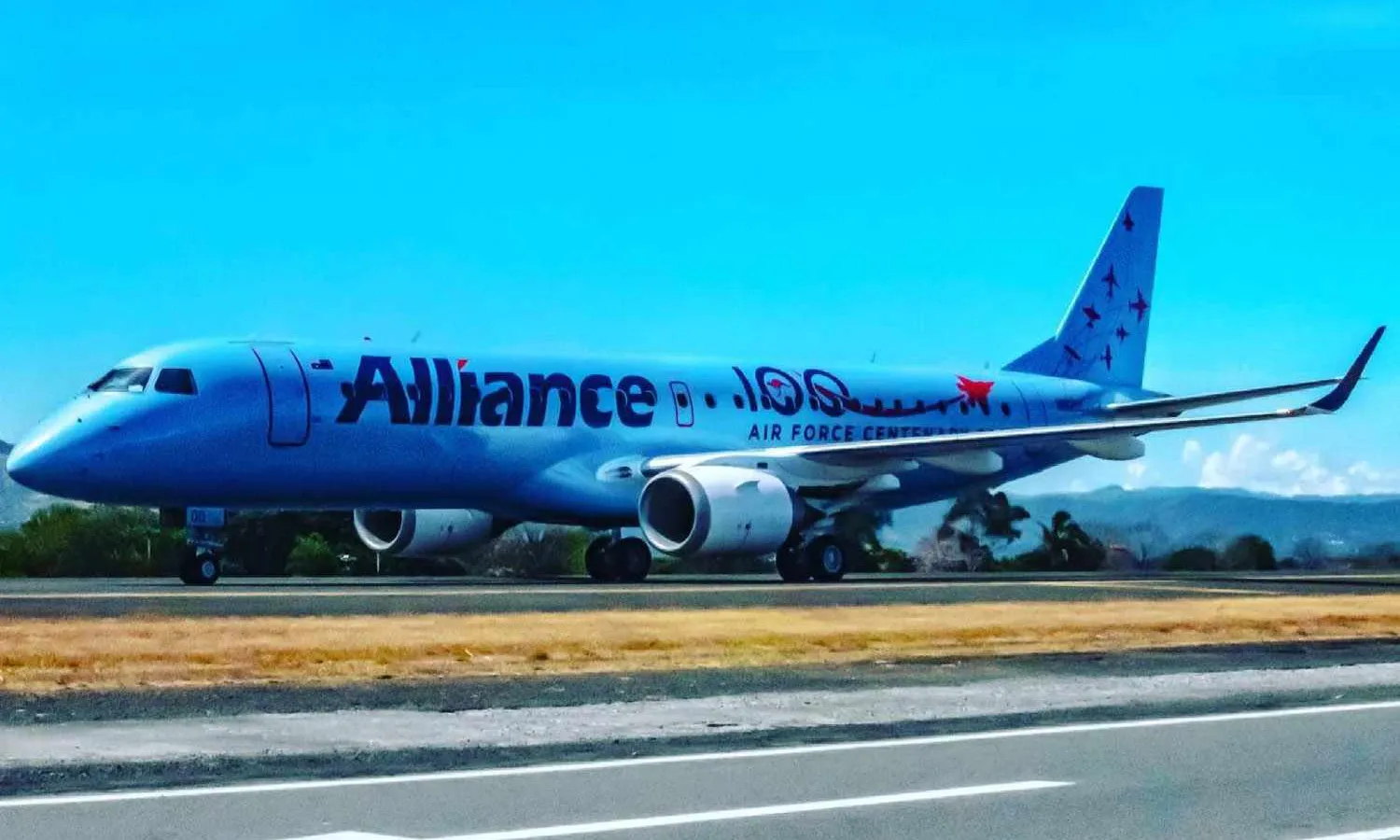 Alliance Airlines E190 (AA)