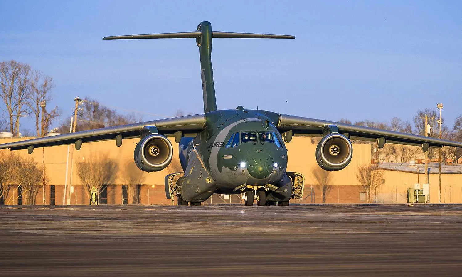 Embraer KC-390