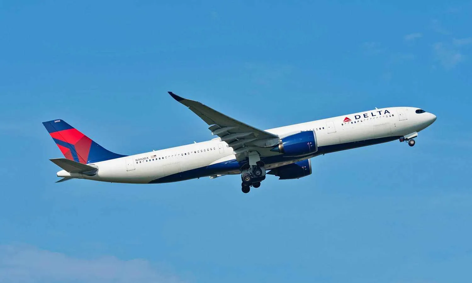 Delta Airbus 330-900 (Gerard van der Schaaf)