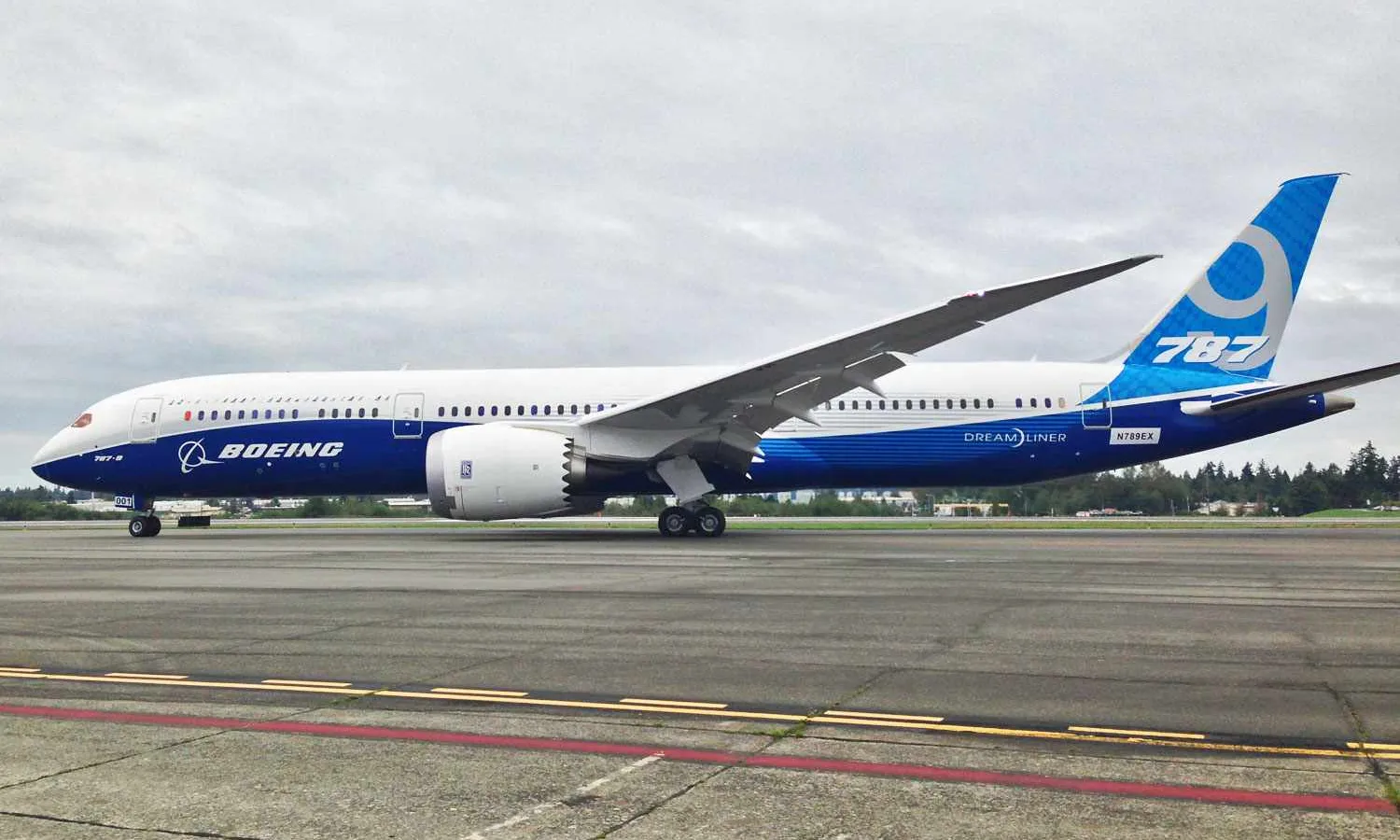 Boeing 787-9 Dreamliner (Gordon Werner/CC)