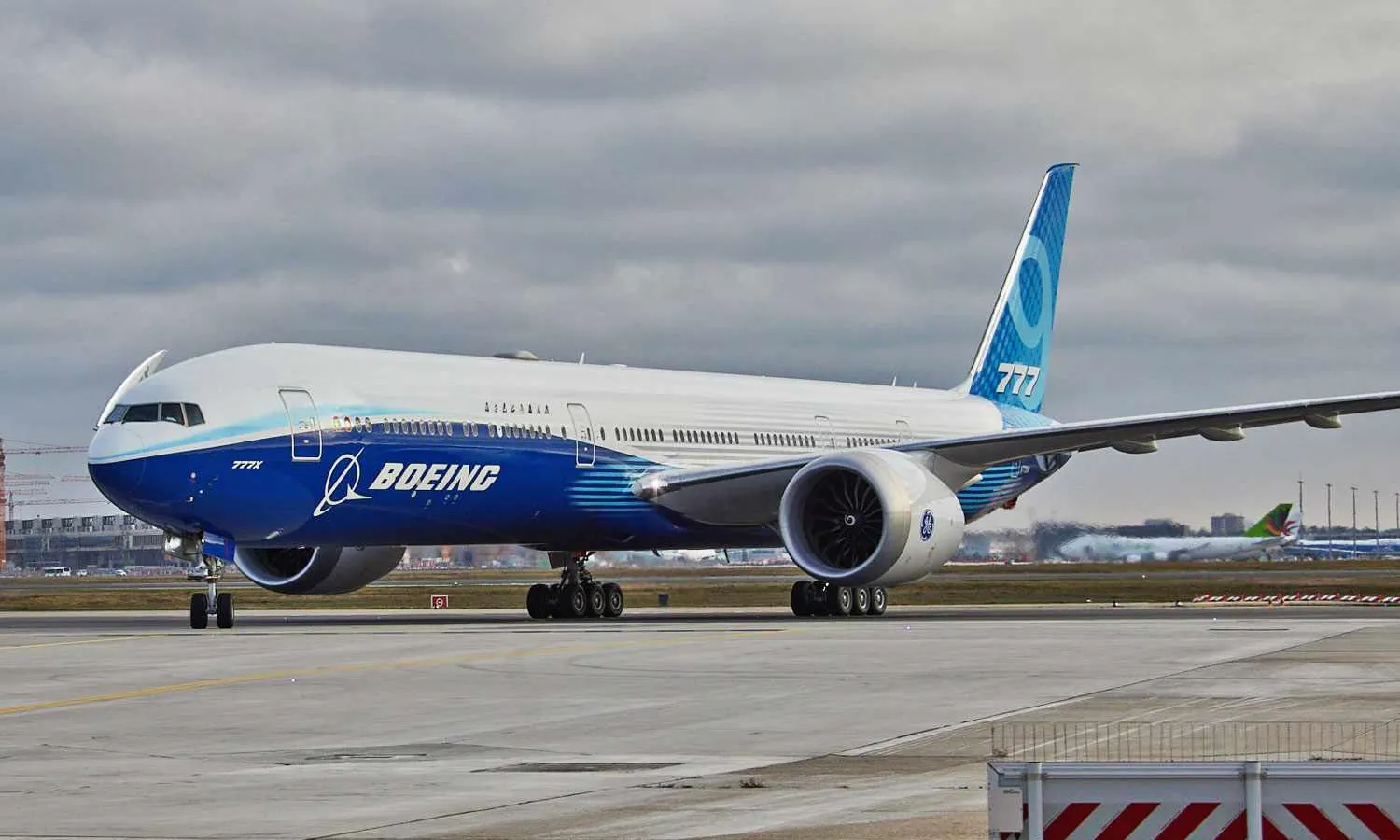 Boeing 777-9 test aircraft to return to airshow circuit at Dubai Airshow 2025