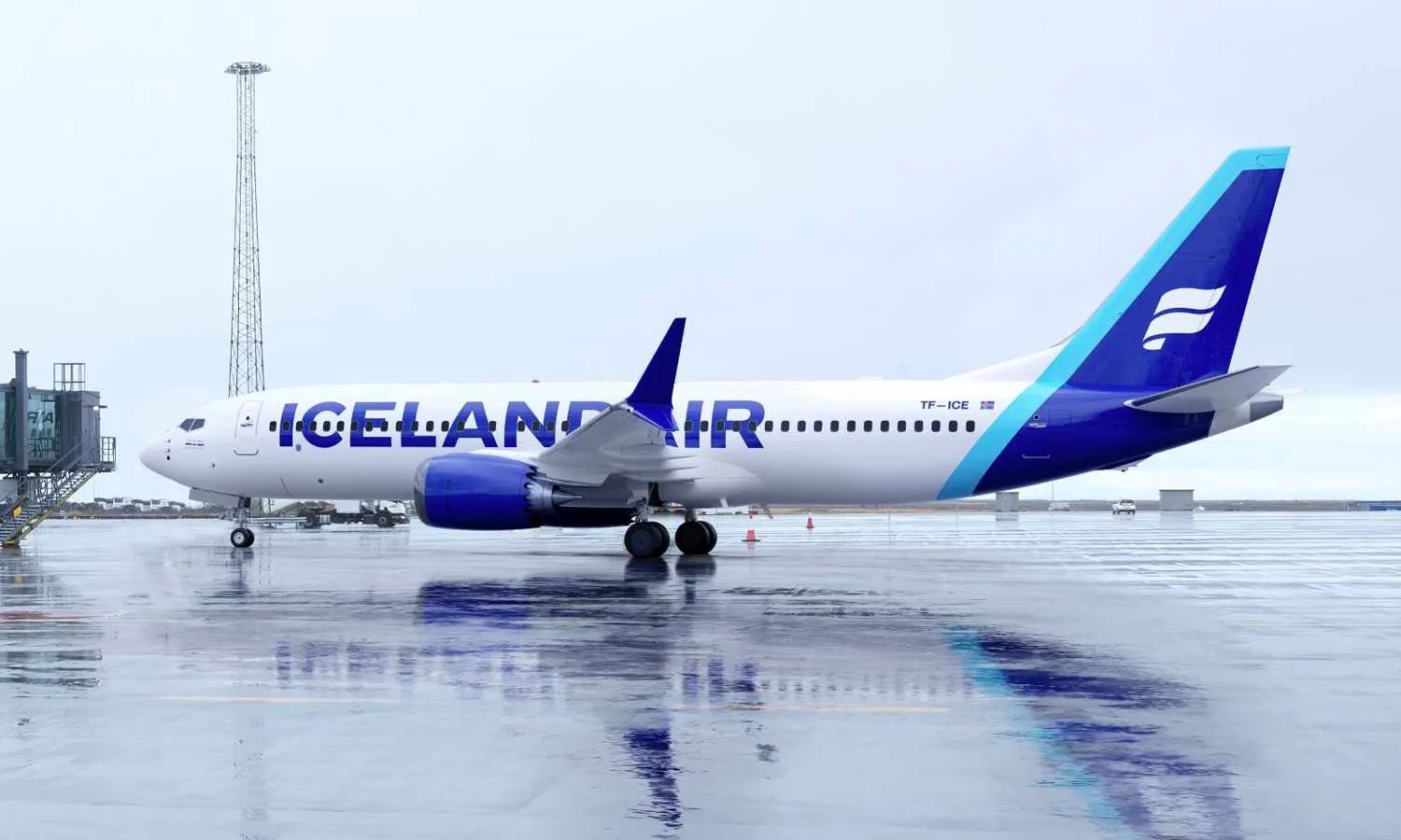 Icelandair Boeing 737 MAX 8 with the new livery (Icelandair)