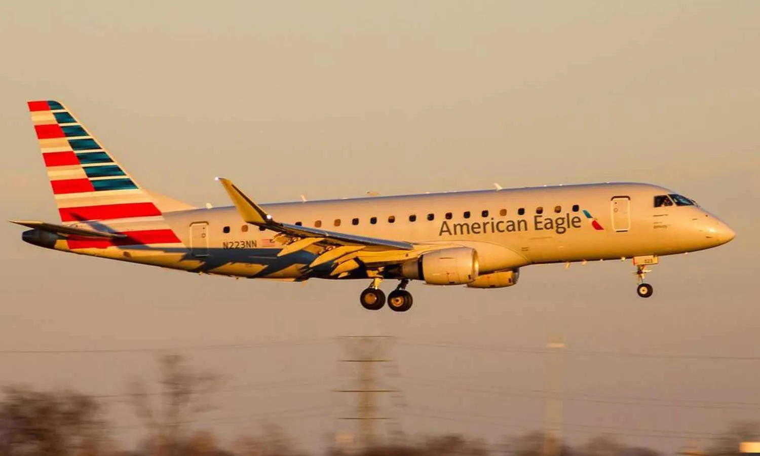 American Airlines E175 (Embraer)