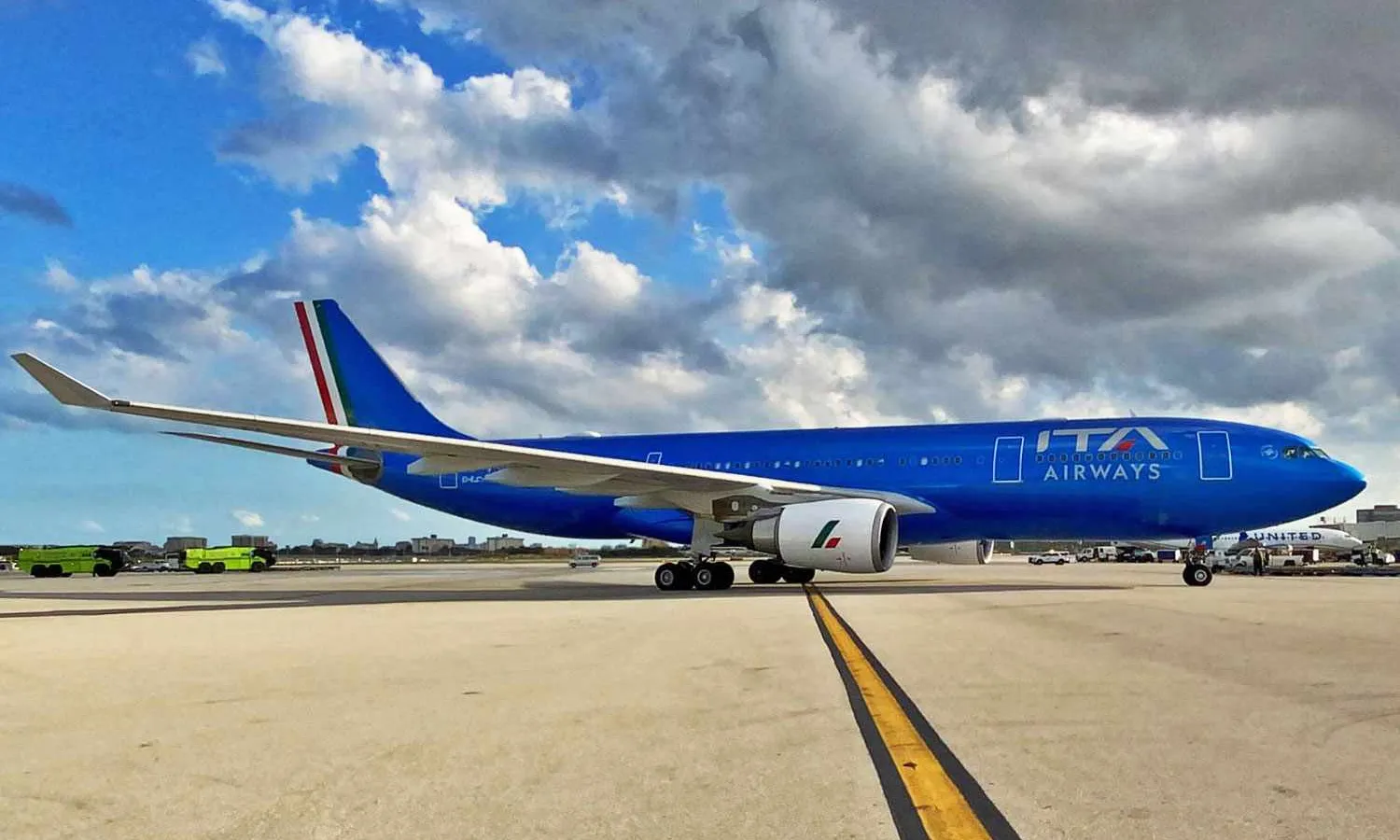 ITA Airway A330-200 (Miami Intl Airport)