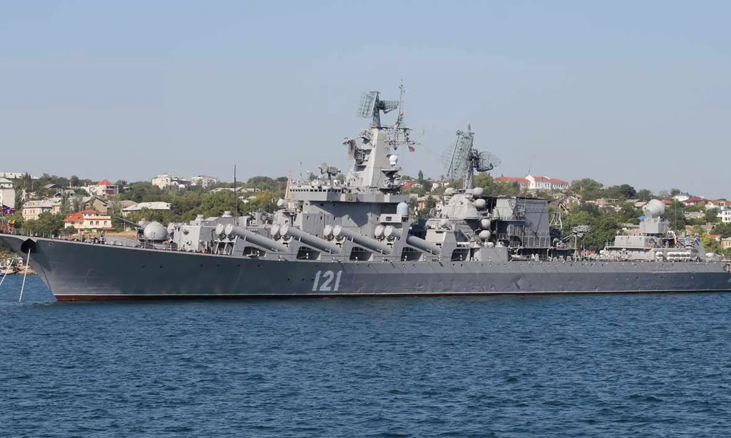 Moskva cruiser (Rawpixel)