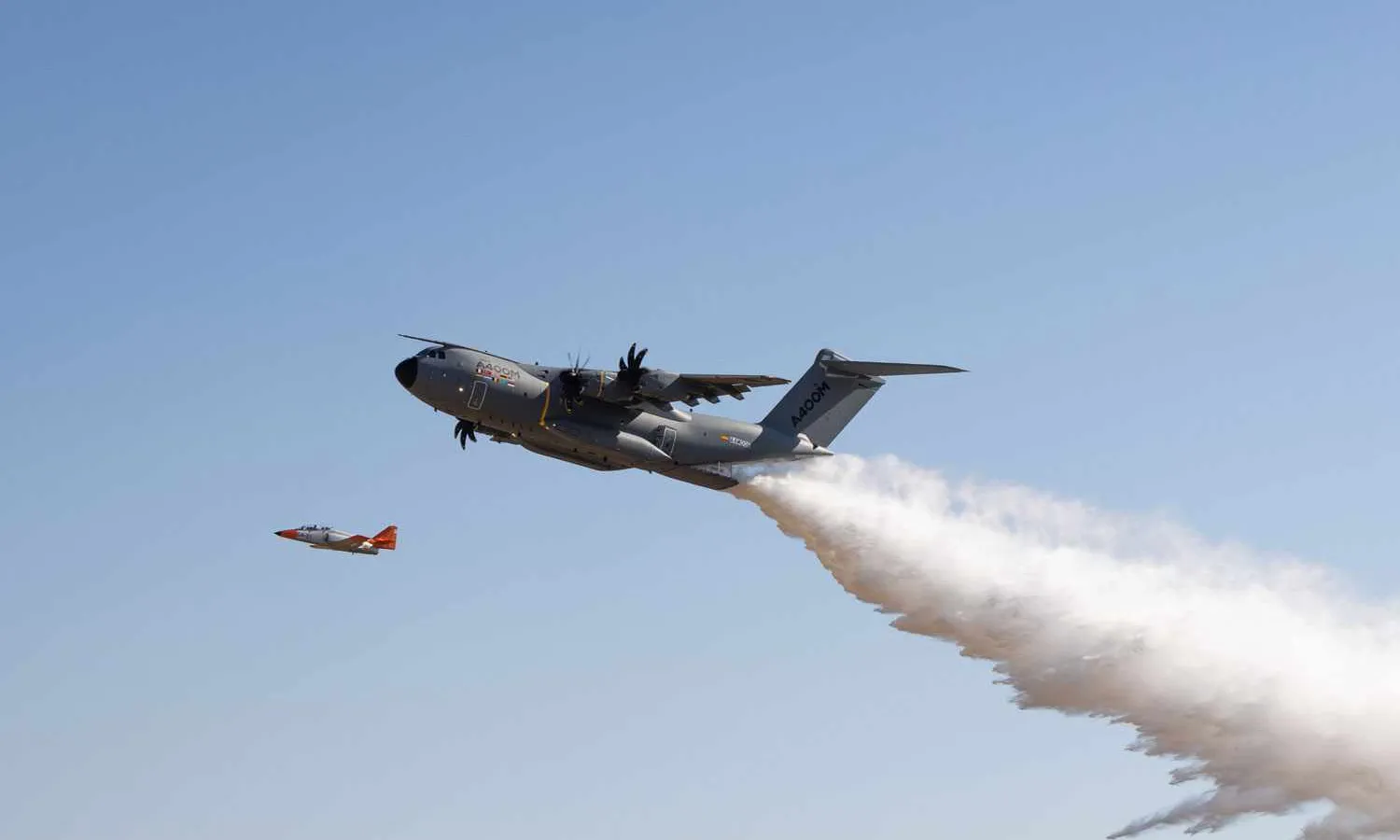 Airbus A400 firefighter