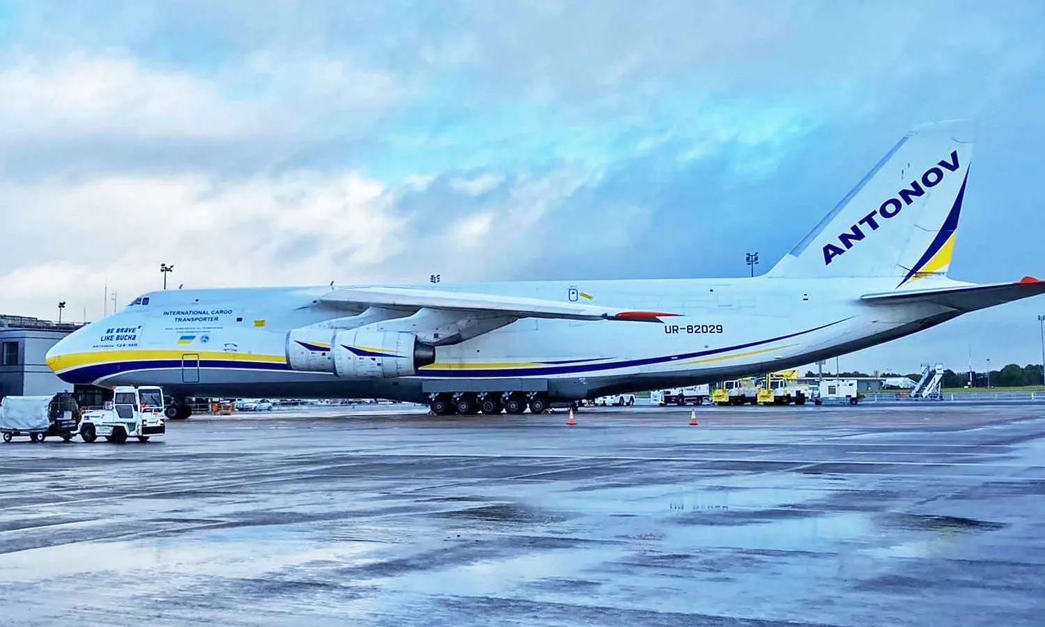 An-124 in Belfast (BIA)