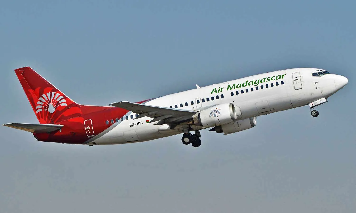 Air Madagascar Boeing 737-300 (Alan Wilson)