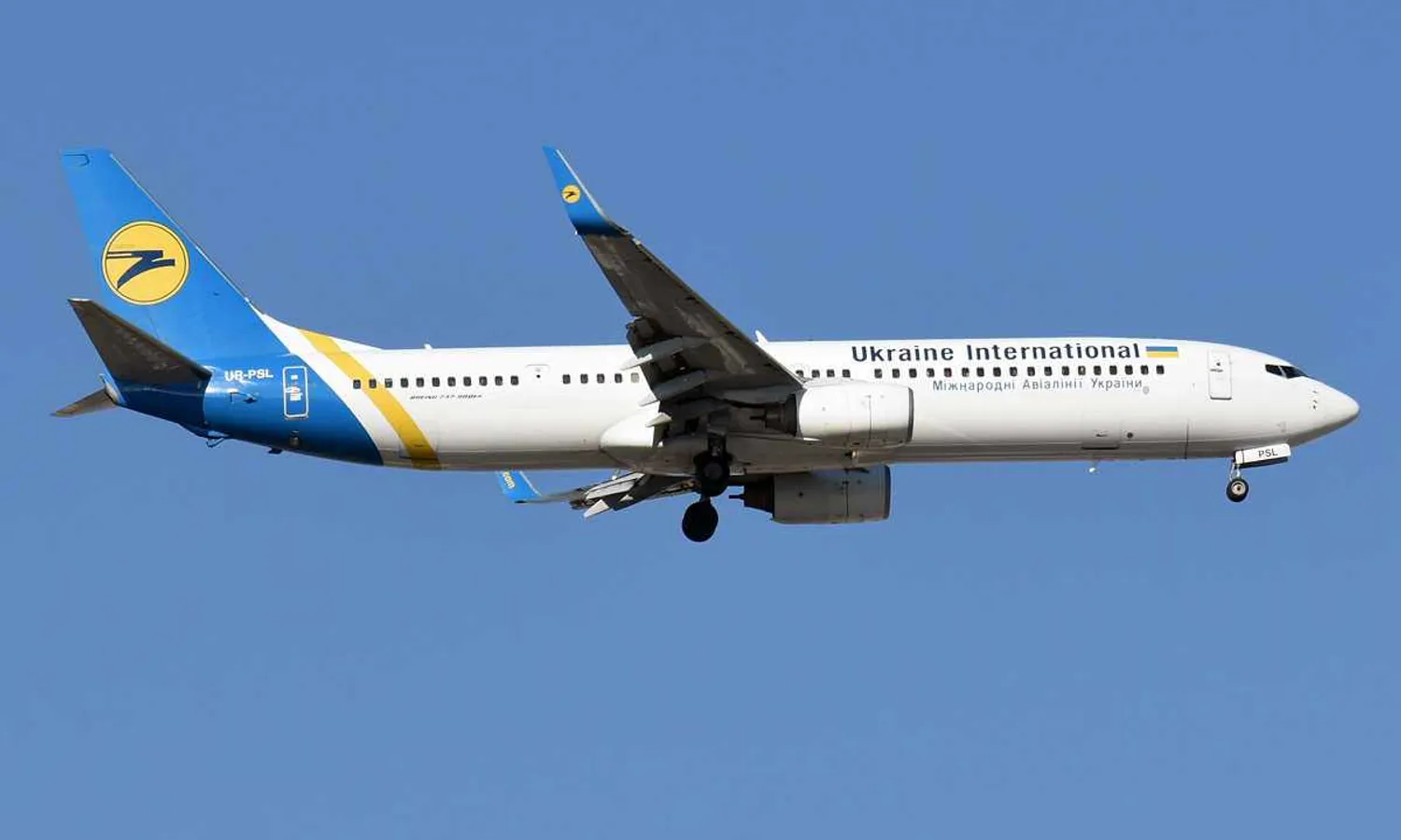 Ukraine International Airlines 737-900ER (Anna Zrevera)