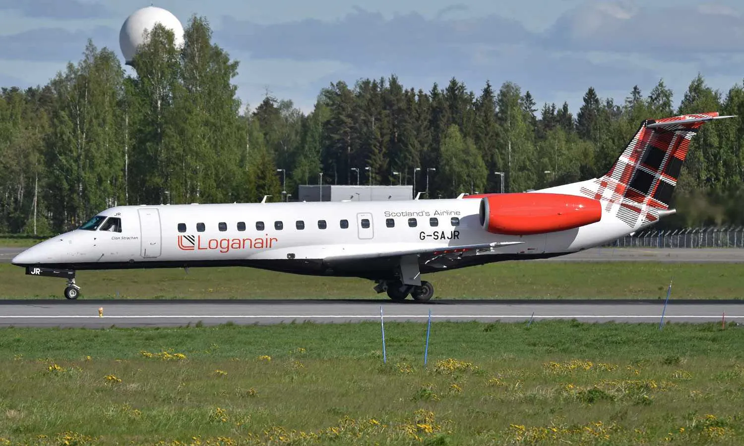 Lorizon took delivery of one ERJ 135 from Loganair (Alan Wilson)