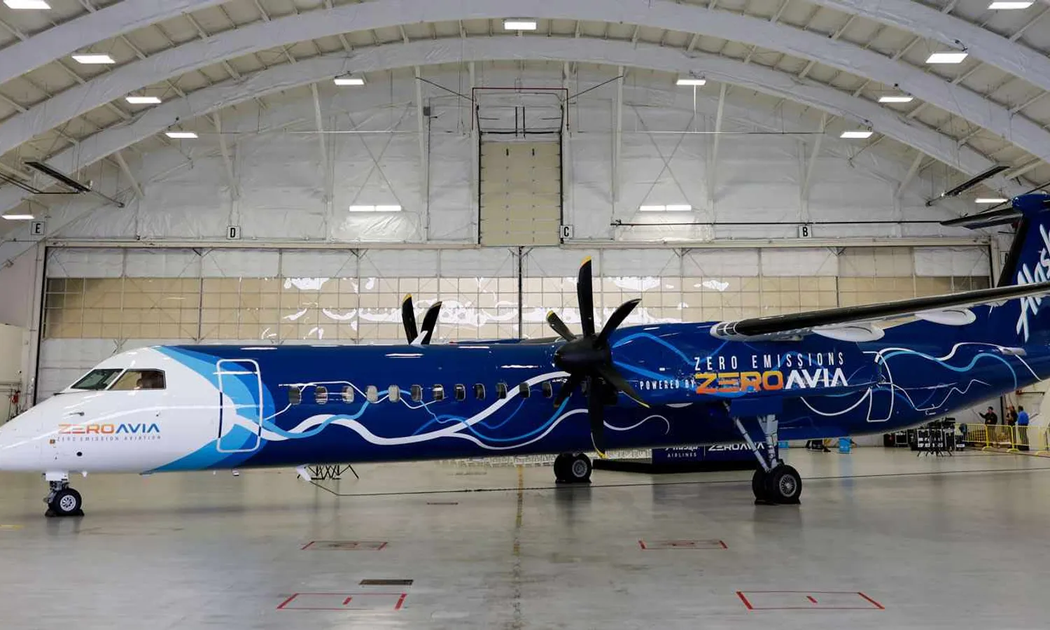 Alaska Airlines Dash 8 that will be converted to hydrogen (AA)