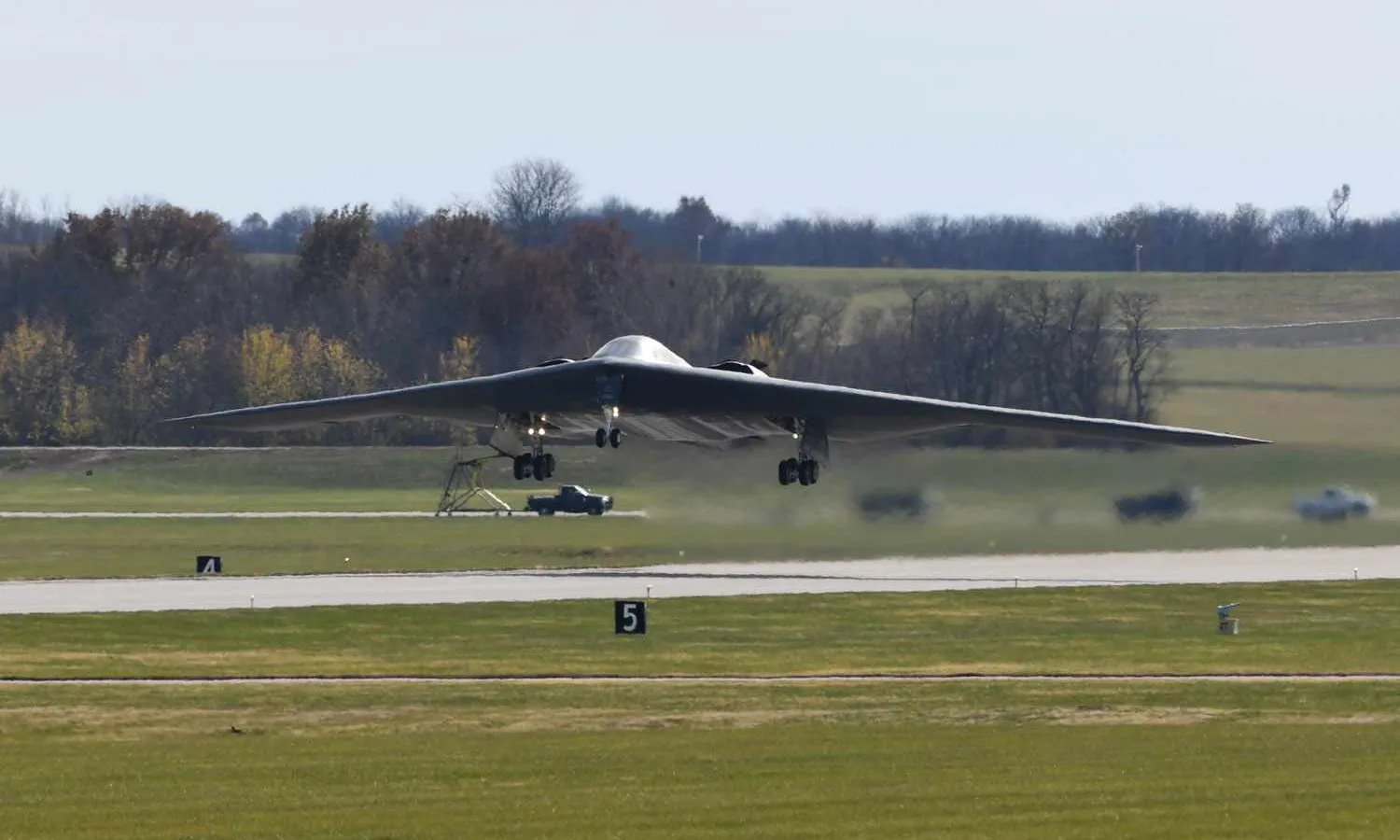 B-2 Spirit bomber (USAF)