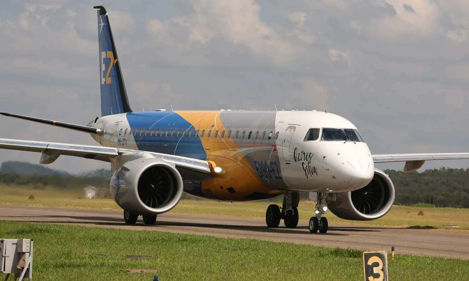Embraer E190-E2 (Embraer)