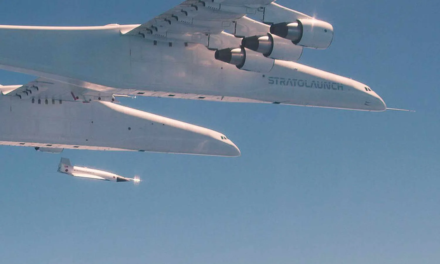 The Roc launches the Talon-A vehicle (Stratolaunch)
