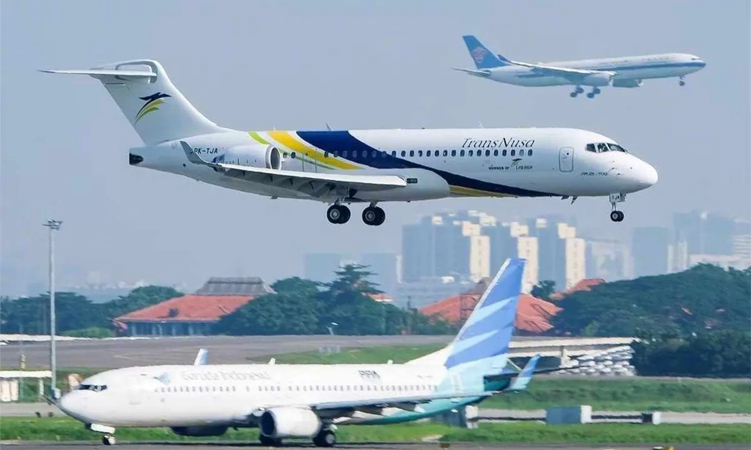 TransNusa ARJ21 (TransNusa)