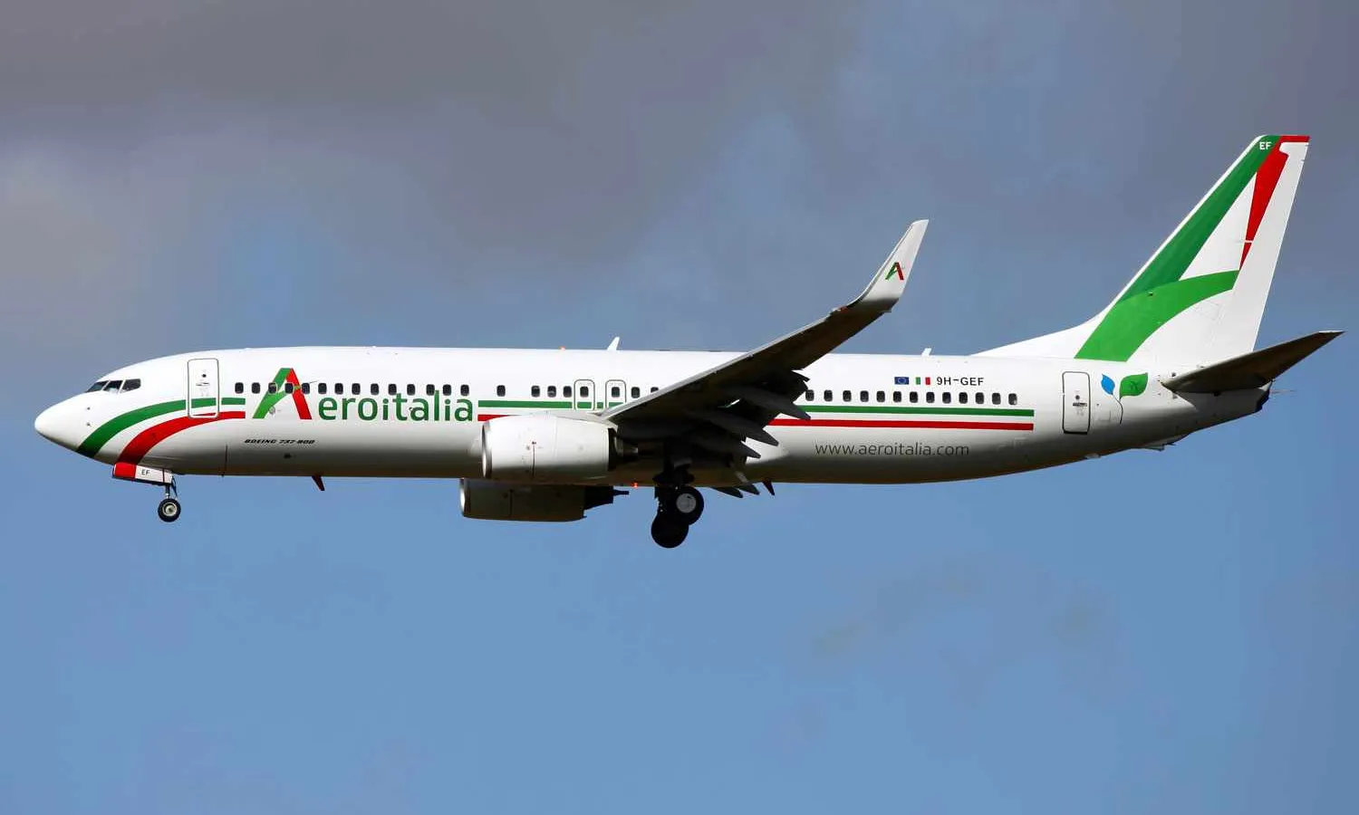 Aeroitalia Boeing 737-800 (Colin Cooke Photo)