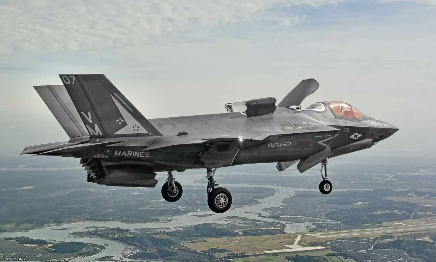 US Deploys F-35B Fighters to Puerto Rico Amid Caribbean Tensions