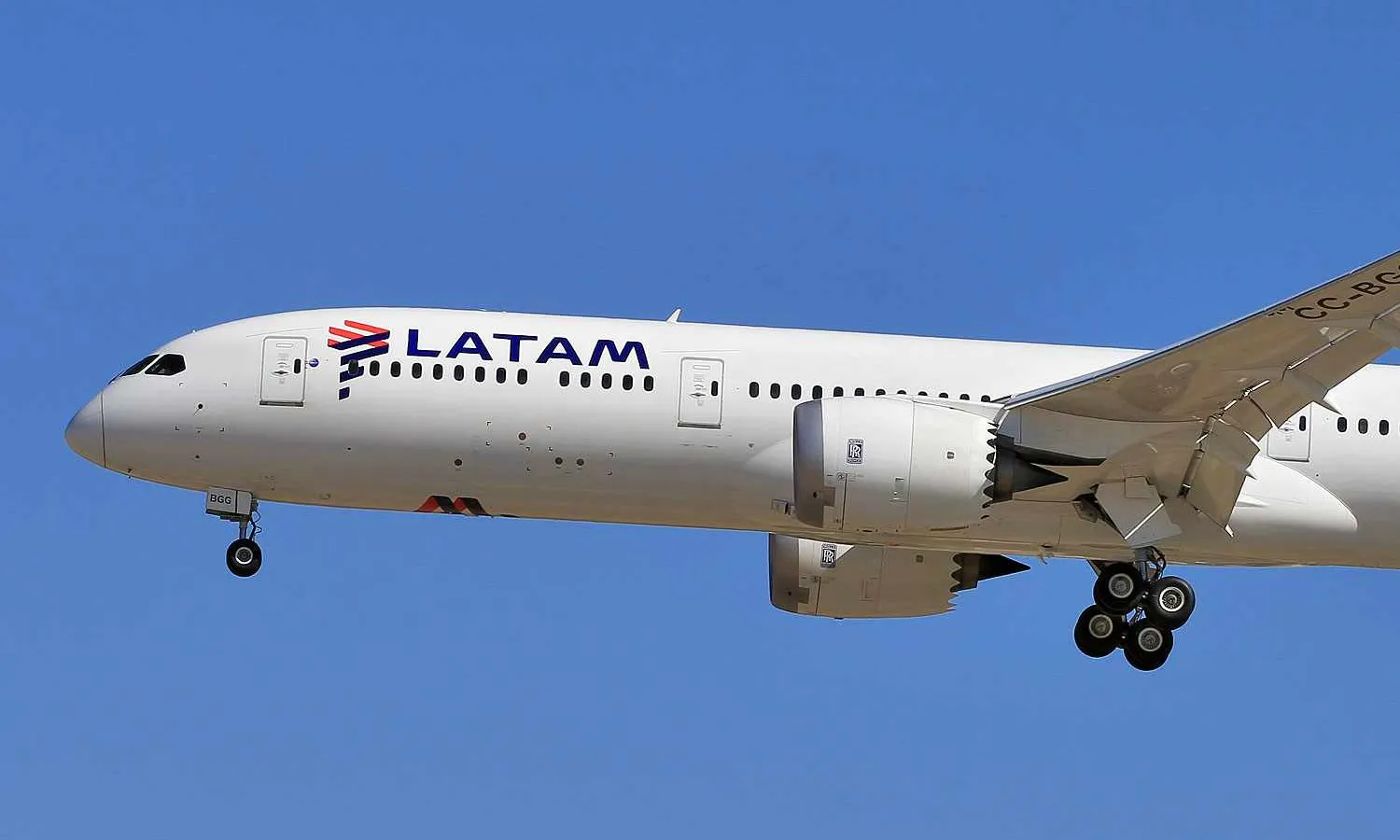 LATAM Boeing 787-9 (Victor/CC)
