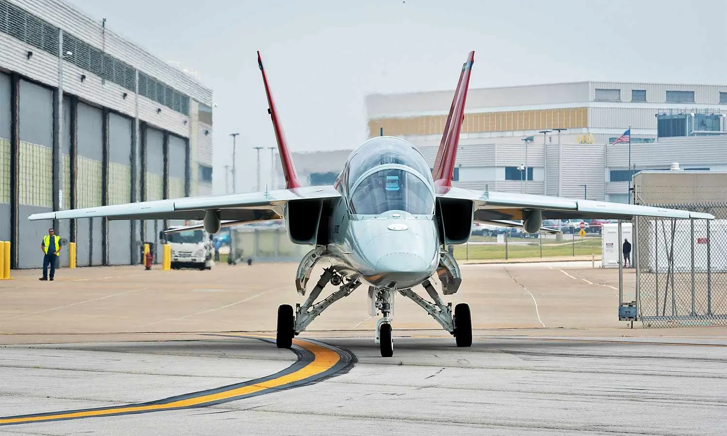 Boeing, Saab and BAE Systems Explore Joint UK Jet Trainer to Replace Hawk