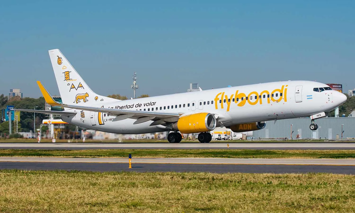 Flybondi Boeing 737-800 (Flybondi)
