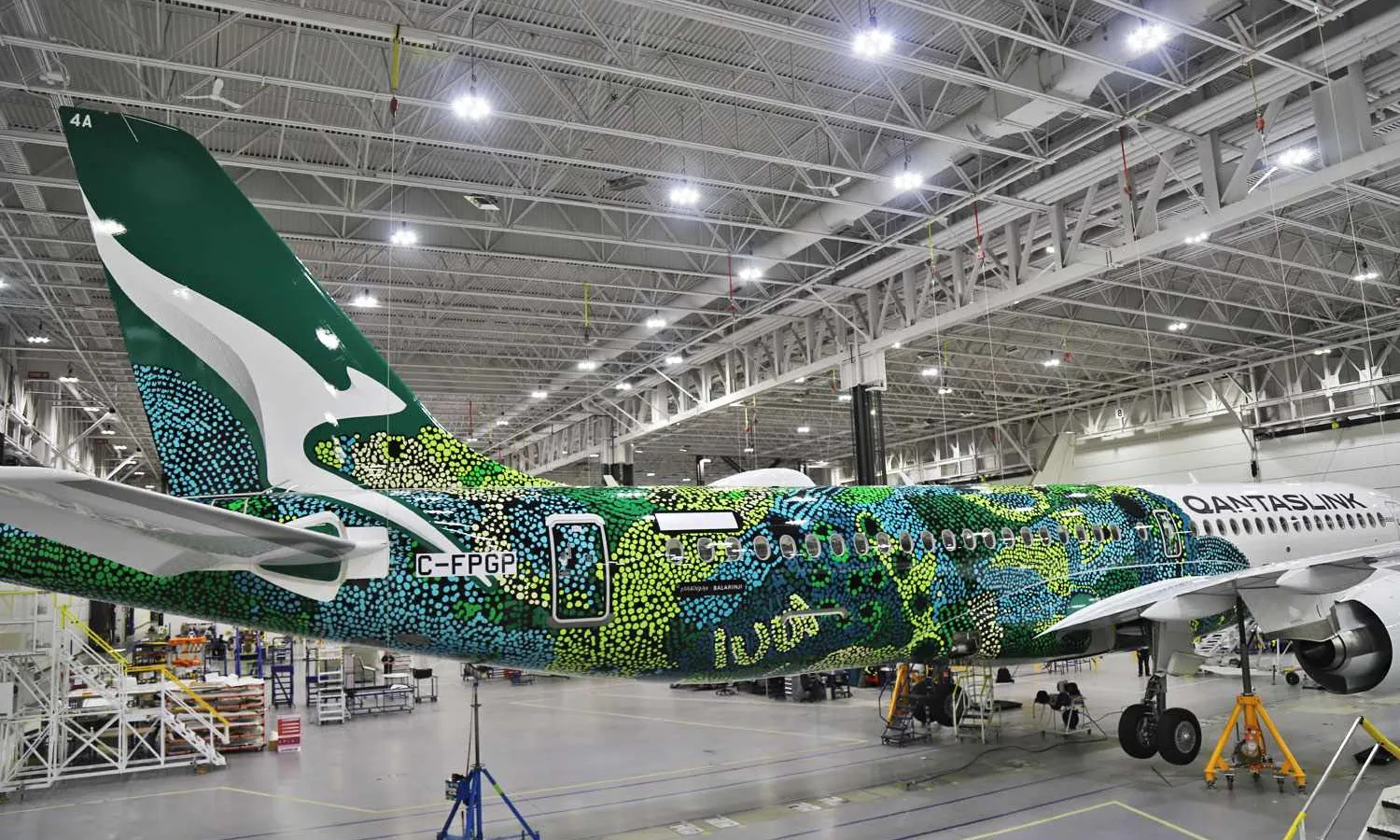 QantasLink first A220 (Airbus)