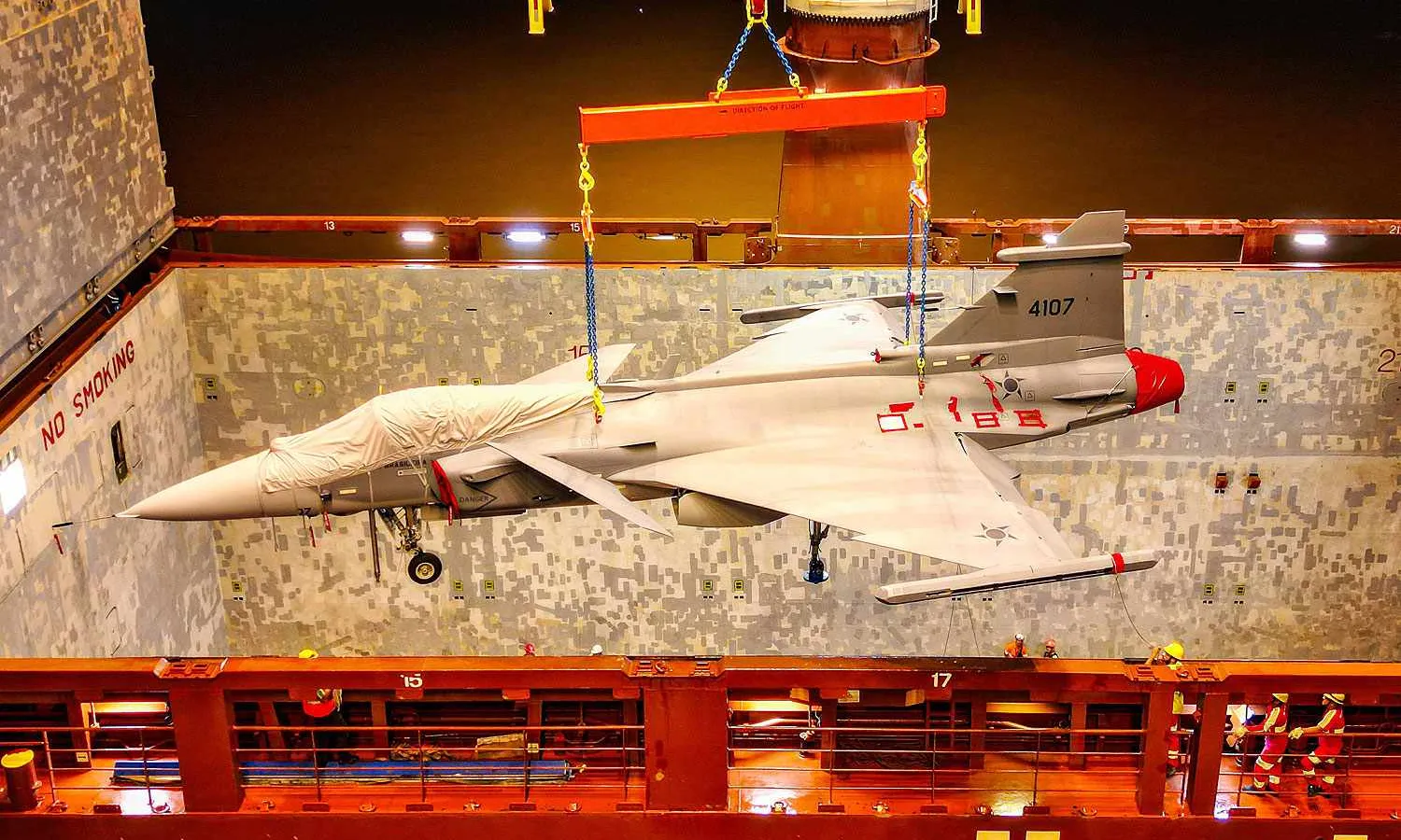 Brazilian Air Force Gripen E FAB 4107 (Portonave)