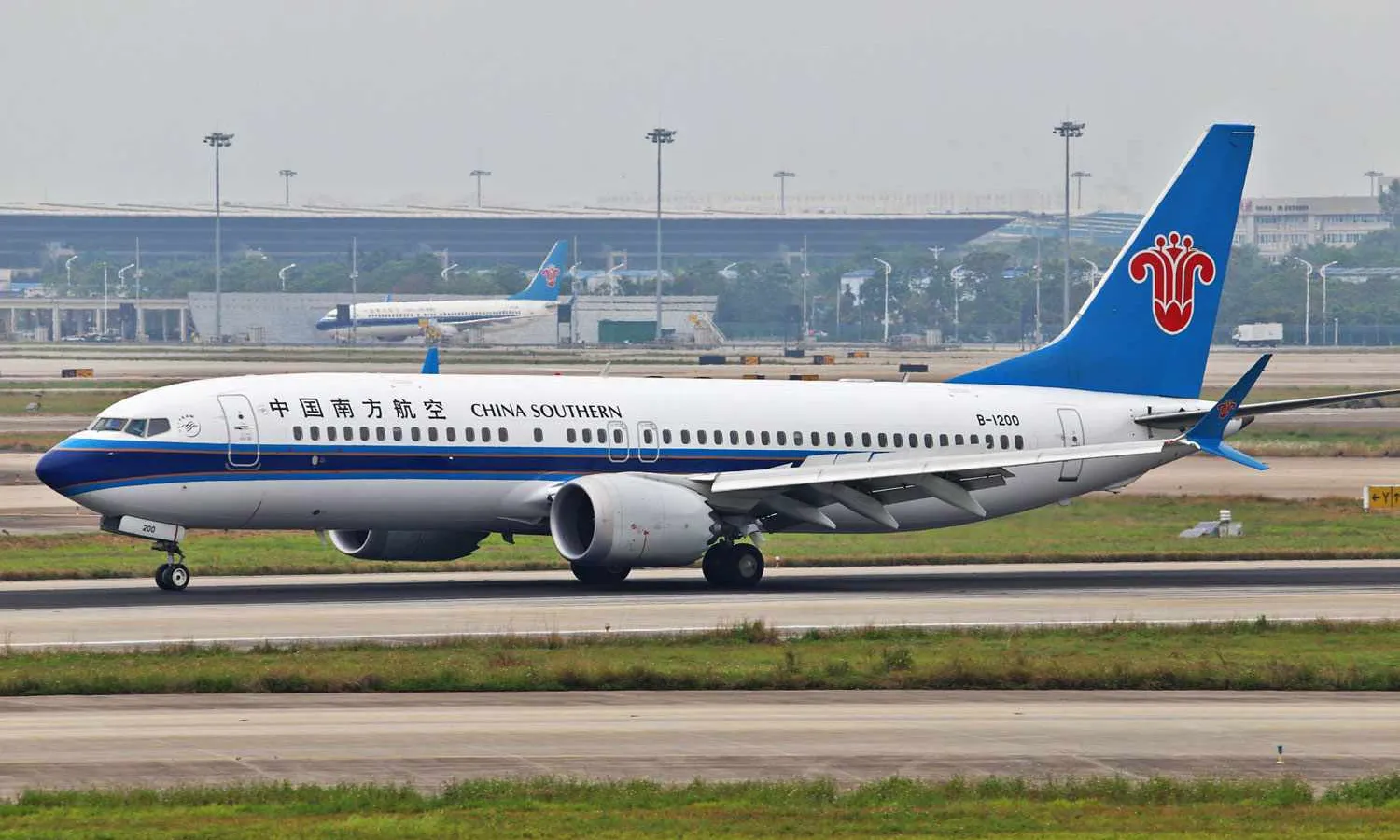 China Southern Airlines Boeing 737 MAX 8 (Kwok Ho Eddie Wong)