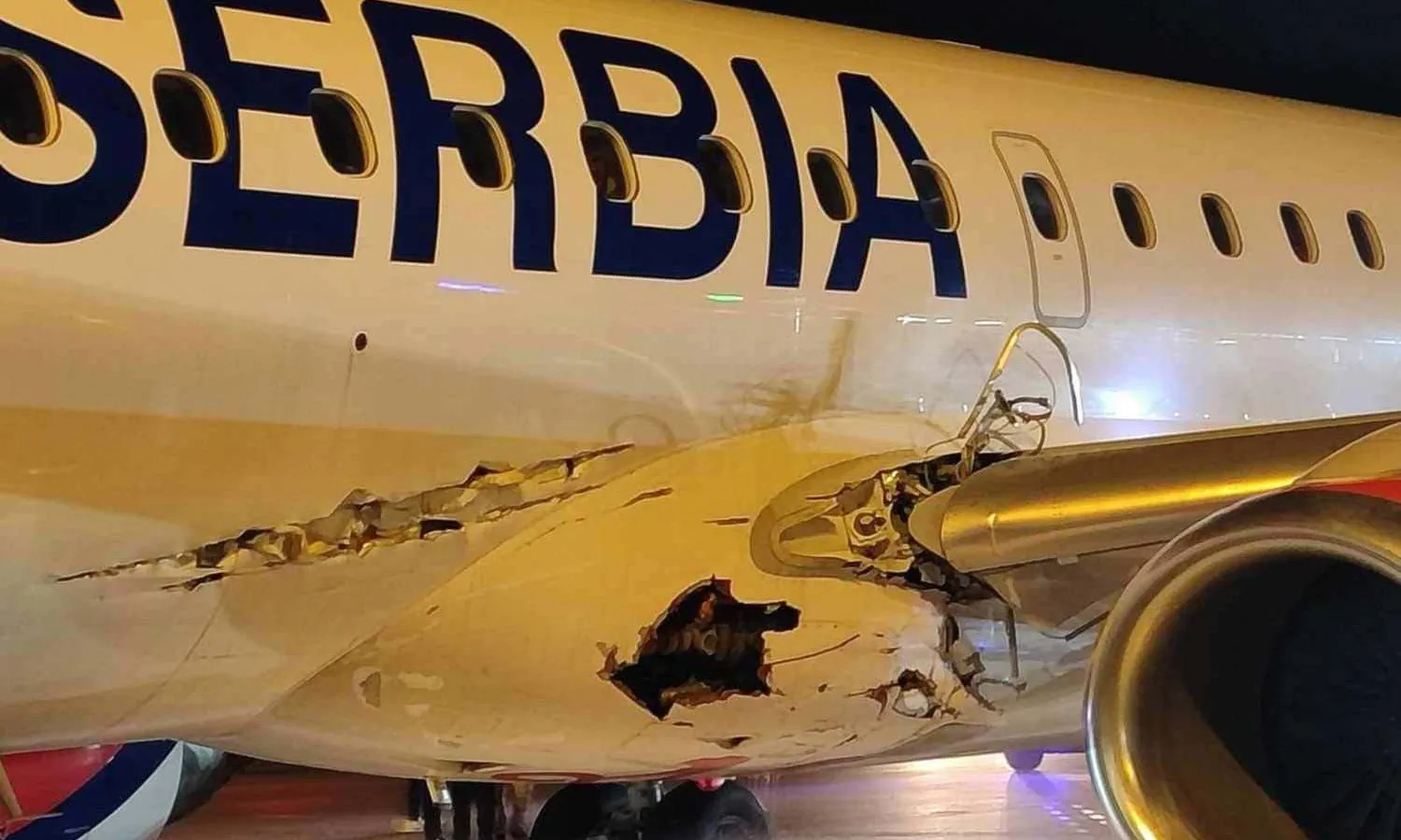 Damages on the aircraft (Social media)