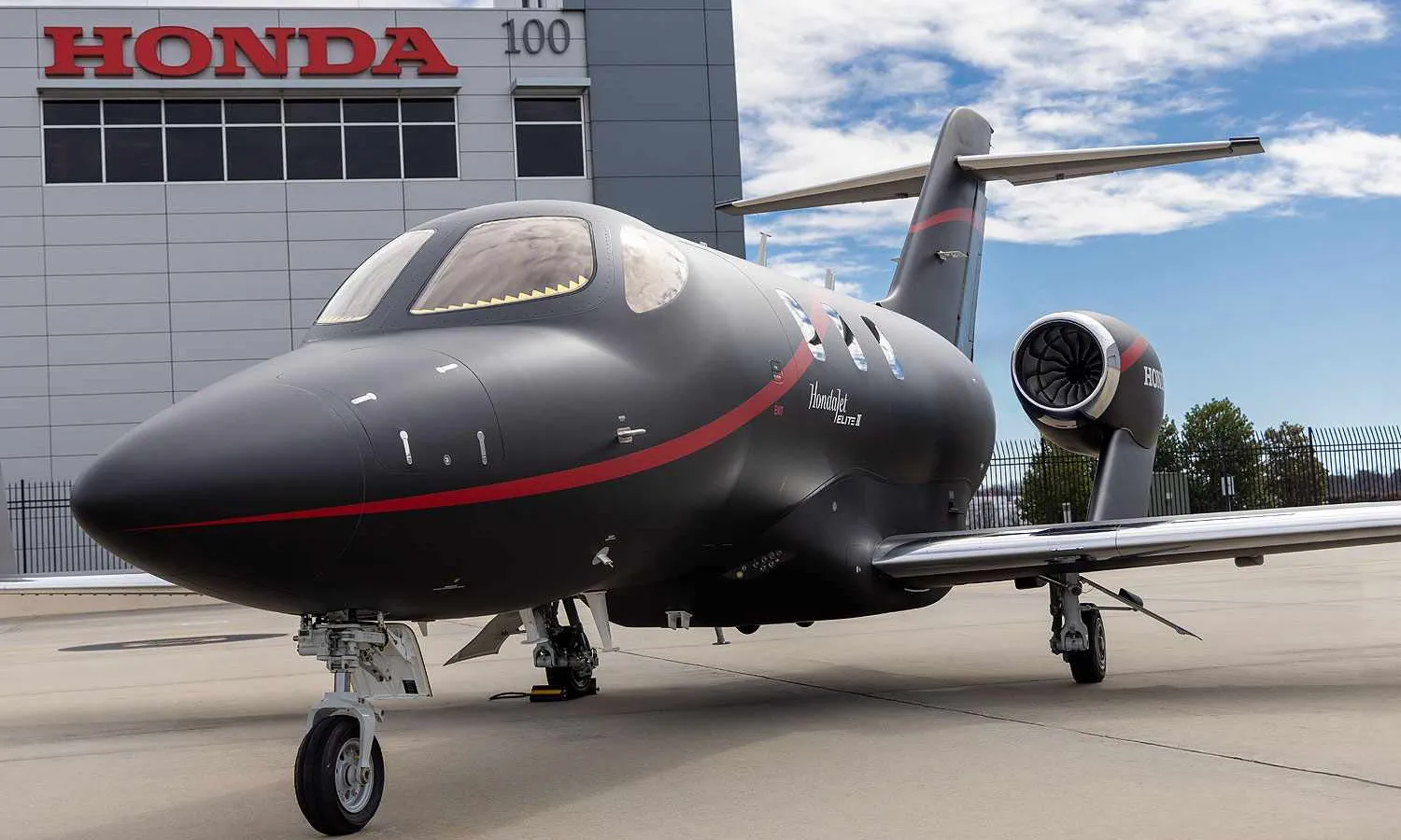The 250th HondaJet delivered by Honda (Honda)