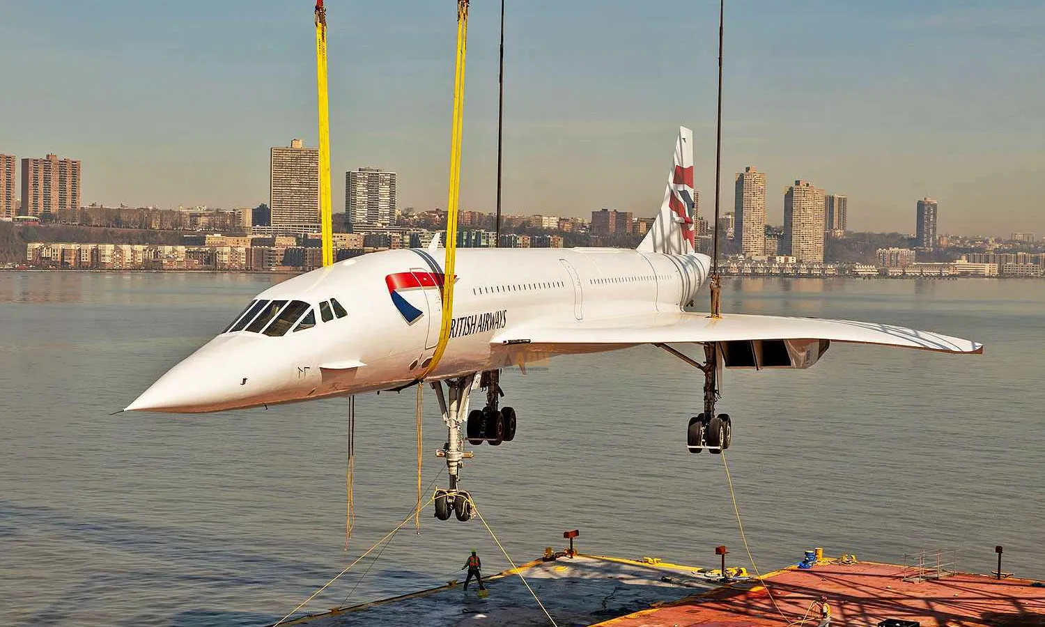 Concorde G-BOAD again in the air (Intrepid Museum)