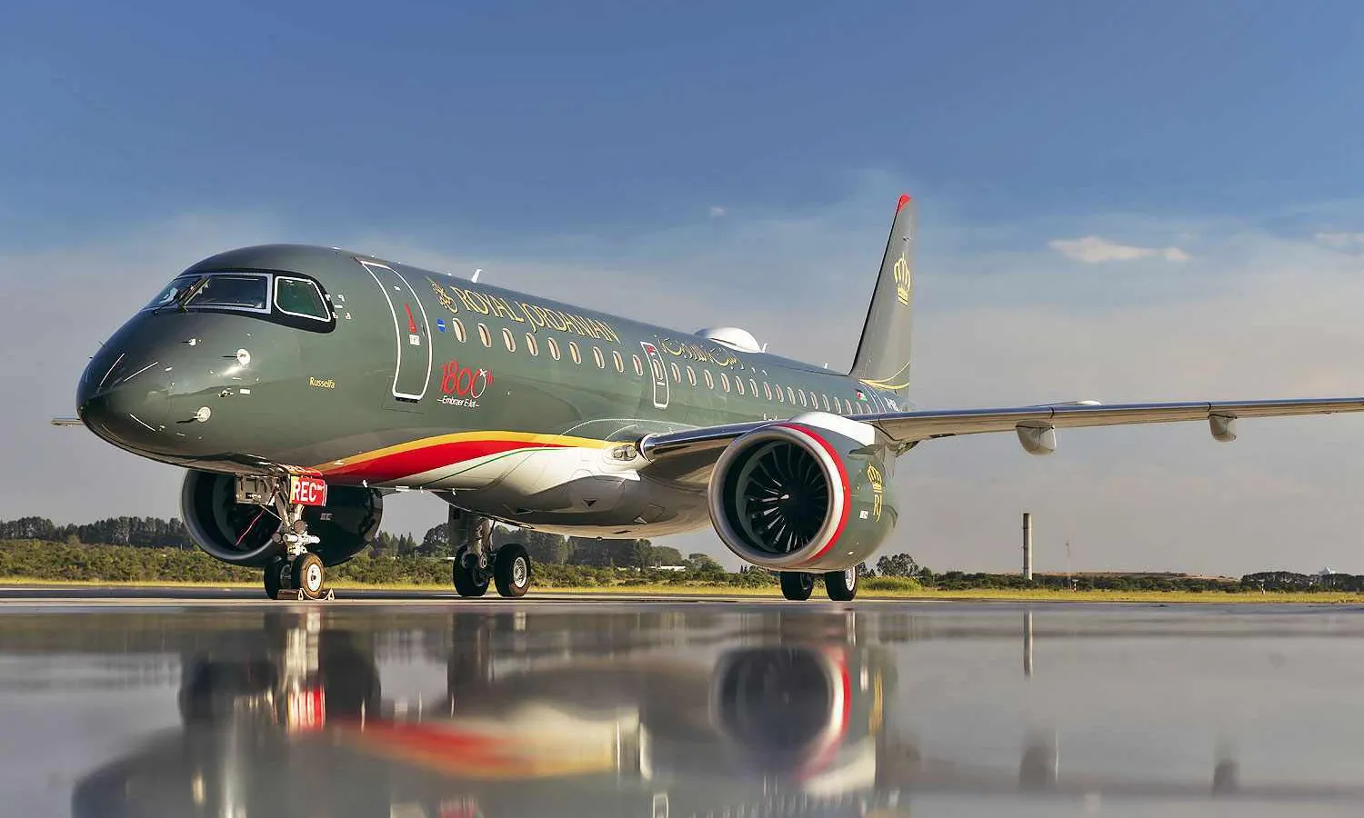 The 1800th E-Jet is an E190-E2 leased by Azzora to Royal Jordanian Airlines (Embraer)