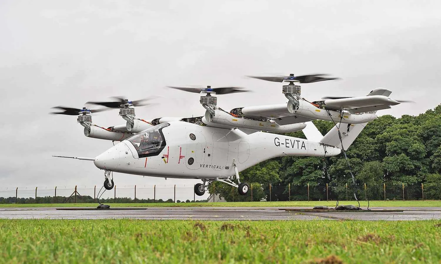 VX-4 second prototype tethered flight (Vertical Aerospace)